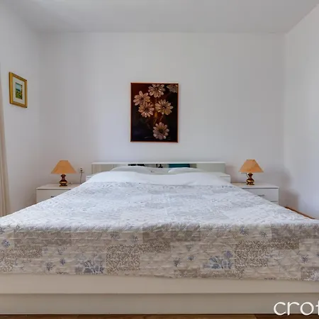 Vinka * Biograd Na Moru